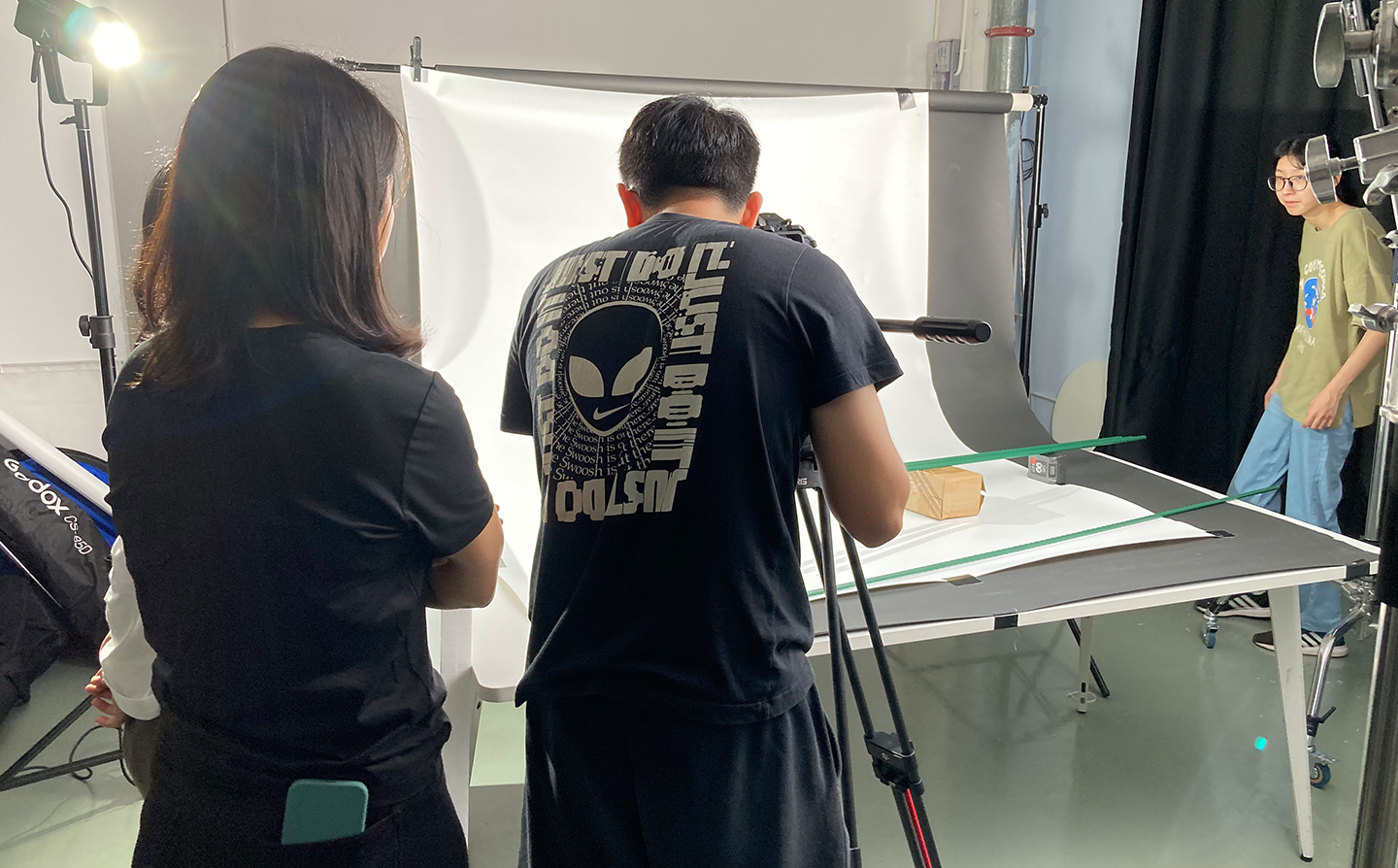 與上海宣傳片拍攝公司合作的基本流程是什么？